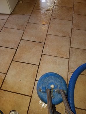 Tile & Grout Cleaning in Garden River, CA by Complete Clean Water Extraction (1)