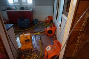 Wood floor Rescue Dry Out in Alamo Heights, TX (4)