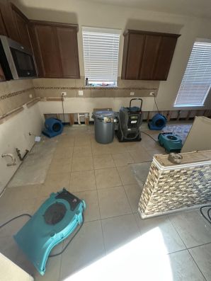 Before & After Water Damage Restoration in San Antonio, TX (1)